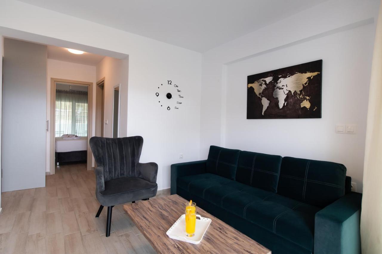Mpm Apartment Nikiana Exteriör bild